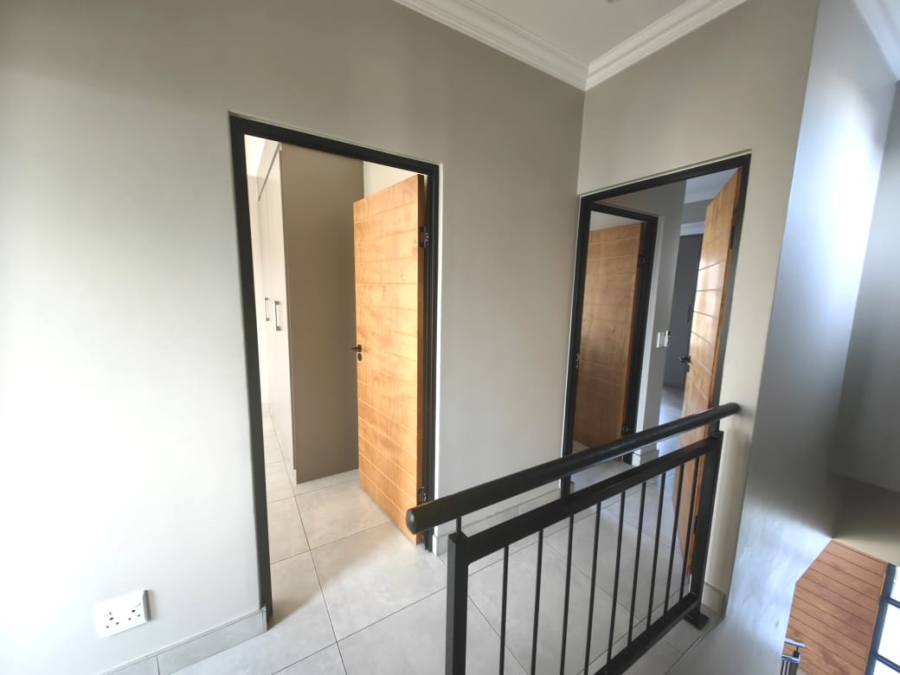 To Let 3 Bedroom Property for Rent in La Camargue Private Country Estate North West